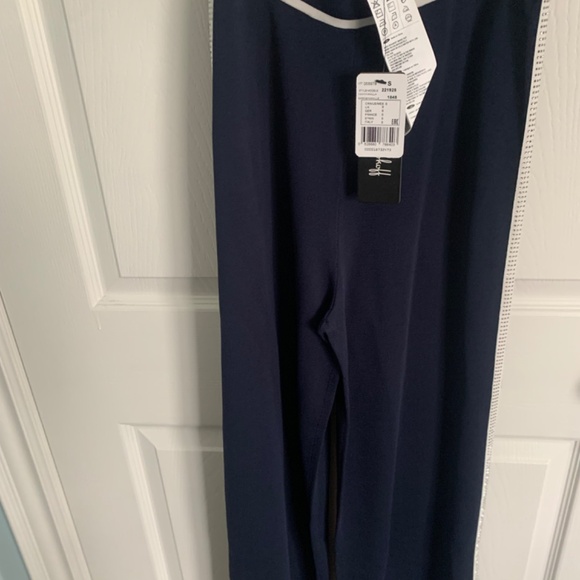 Knitted Navy Sweater and knitted navy pants by Josef Ribkoff Size Small - Picture 2 of 3